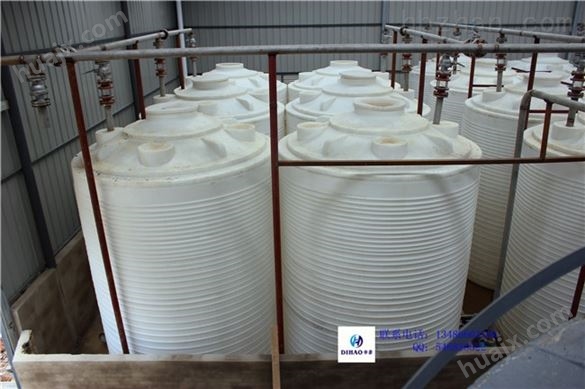 8吨滚塑污水处理水桶 8000L化工溶液PE储存桶